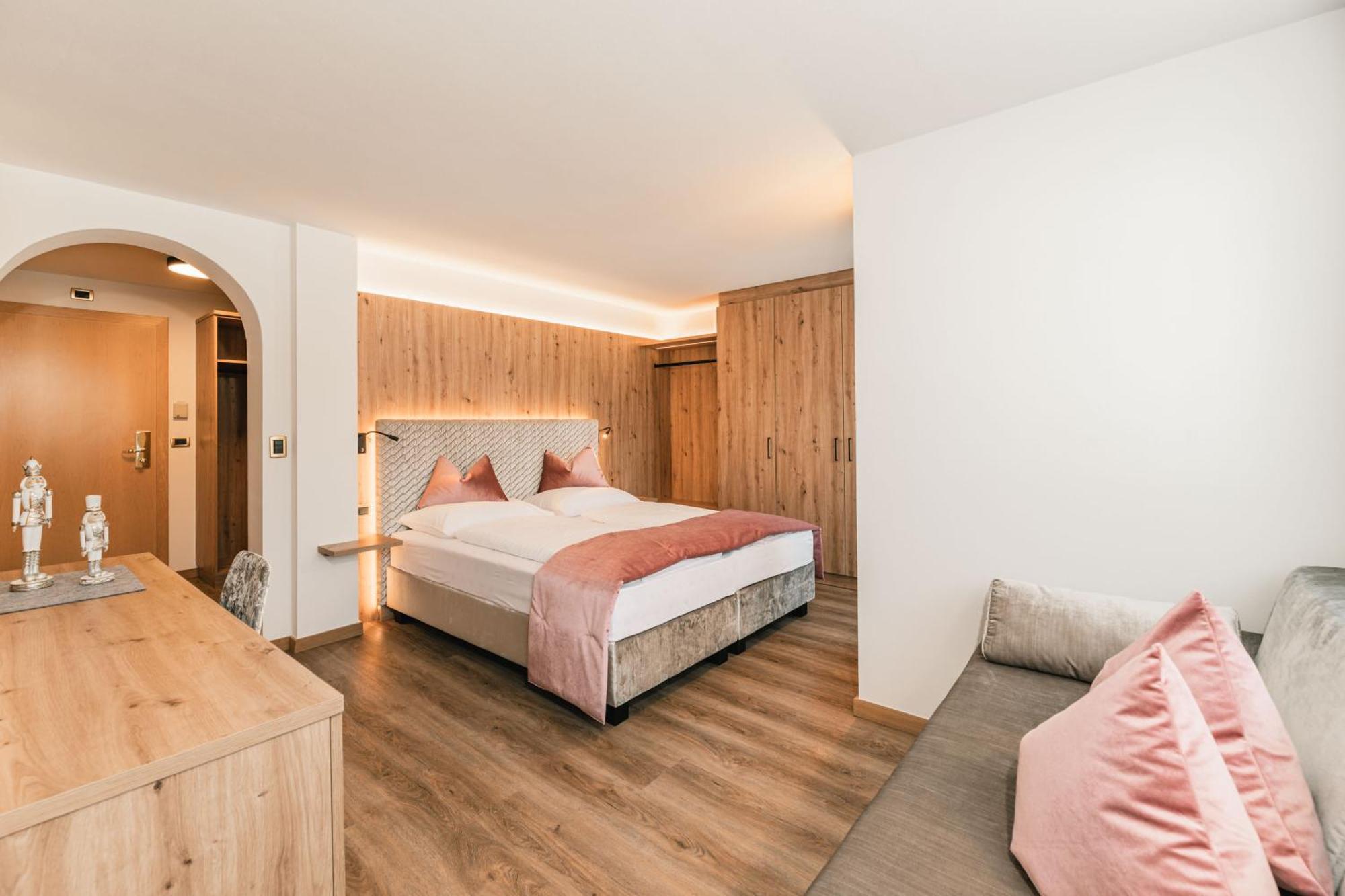 Garni Hotel Miara - Your Dolomites Home Selva di Val Gardena Exteriér fotografie